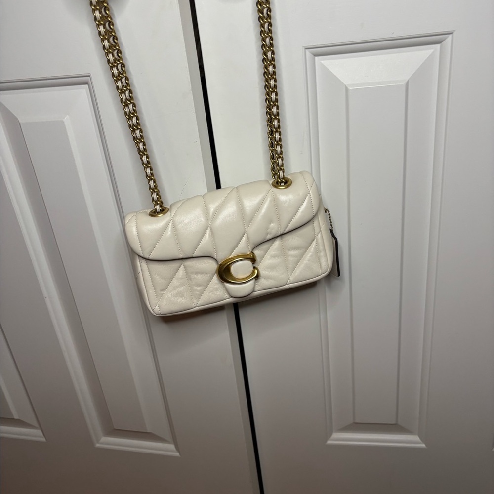 Coach White and Gold Quilted Shoulder Bag